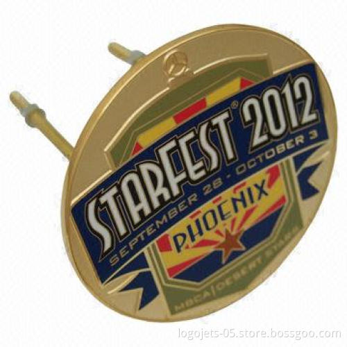 Car Badge/Emblem in 2-D or 3-D Designs, Available in Different Types of Material and Finishes